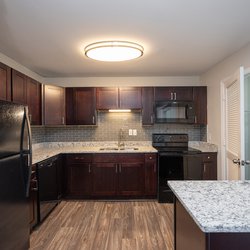 kitchen at One Sovereign Place apartments located in Atlanta, GA
